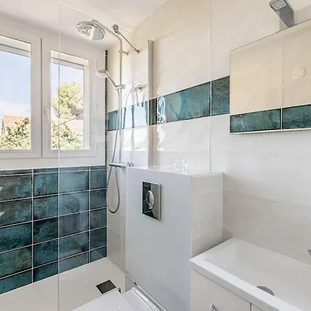 Apartment Le Manon, Vue Imprenable Sur La Baie Du Lavandou